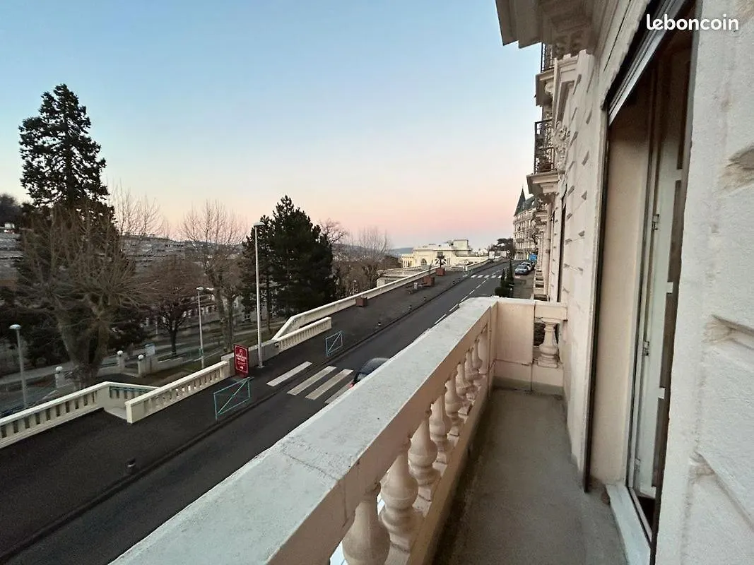 Apartment Residence L'Hermitage - Appart Face Aux Thermes Royat France